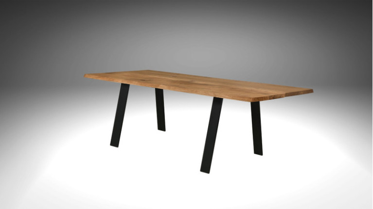 MASSIVE dining table | Dining table with a unique style!