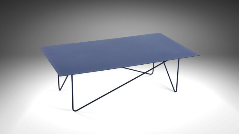 Table basse rectangulaire SHAPE - Plateau et piètement en acier vernis, multiples formes et coloris
