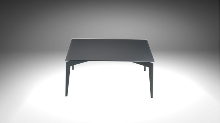 Table basse carrée BOREAL - En acier vernis sablé et verre trempé, une table carrée pour votre salon.