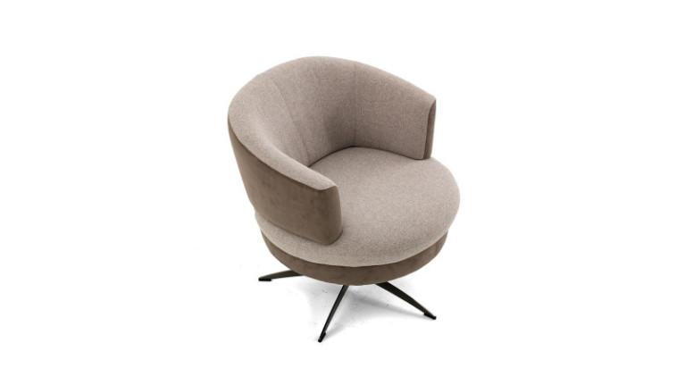 BLENDA swivel armchair | Combine comfort and design in your living room