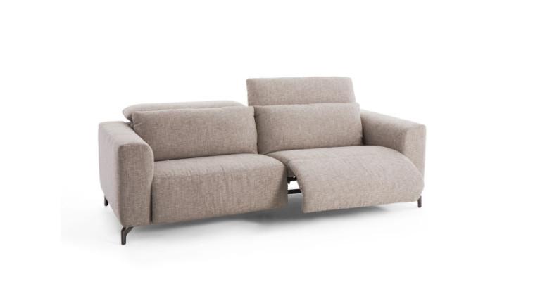 INDI electric corner sofa and chaise longue