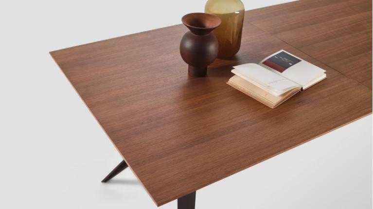 Extendable dining table PIANA | A top-of-the-range dining room