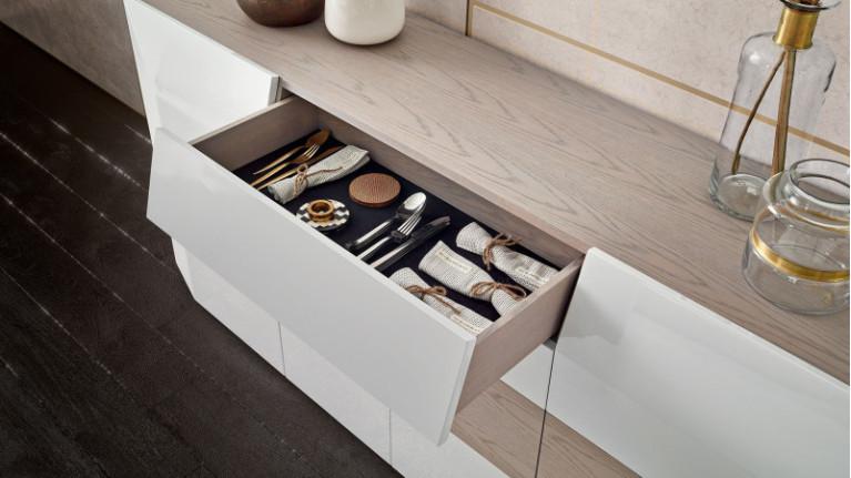 4-door sideboard NOLA | Quality for your living room