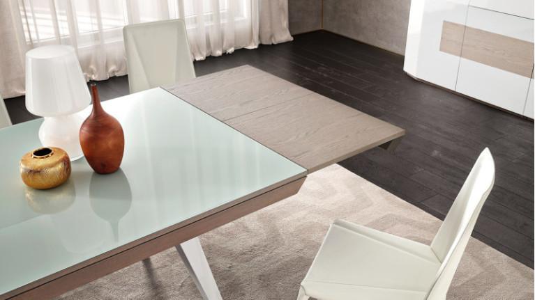 Extendable dining table NOLA | A high-end dining room