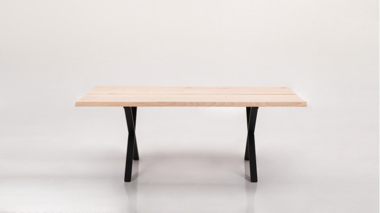 MASSIVE dining table | Dining table with a unique style!