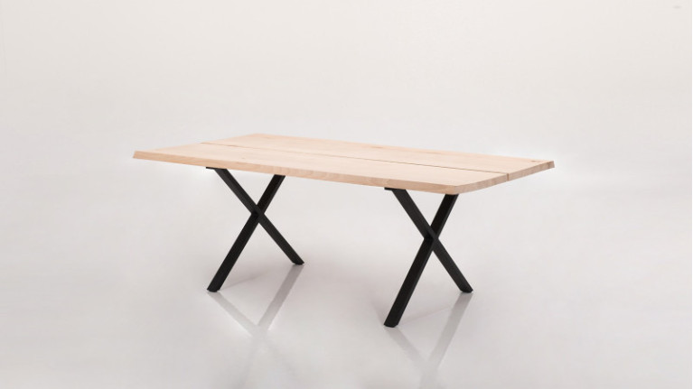 MASSIVE dining table | Dining table with a unique style!