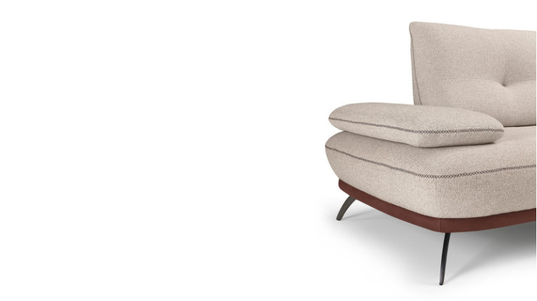 BOGART sofa | Curves accentuated by elegant stitching