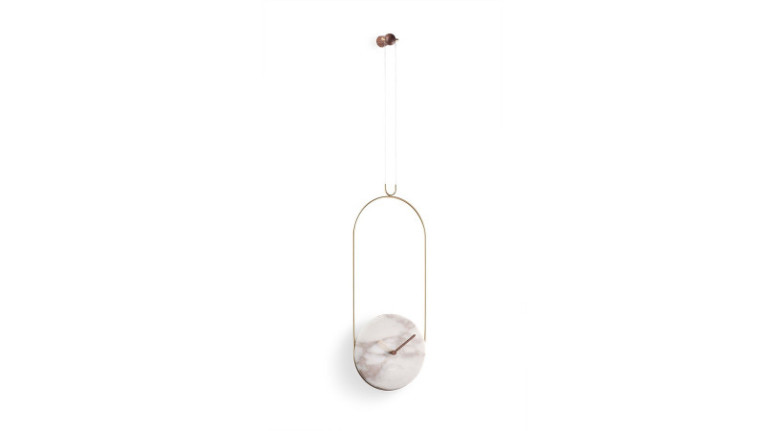 Horloge murale COL - Horloge murale pendule moderne et design COL. Finitions dorées. DIsponible en marbre blanc, marbre noir ou 