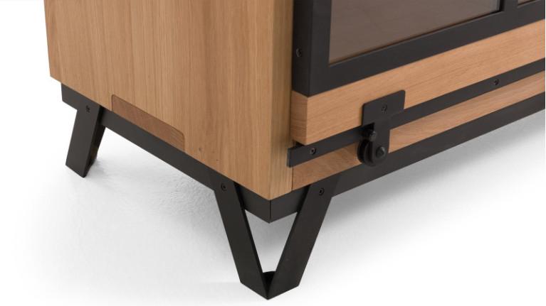 3-door 1-drawer showcase FABRIQUE | An elegant showcase