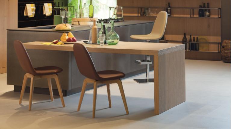 KUBE chair - Customizable color and base