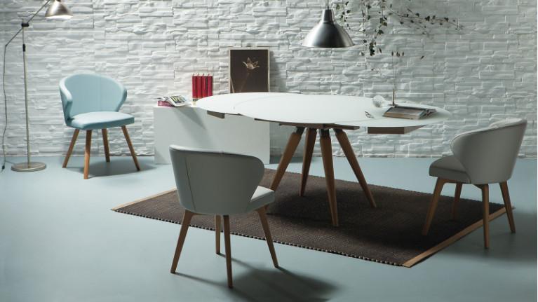 DORIS chair - Customizable colors and legs