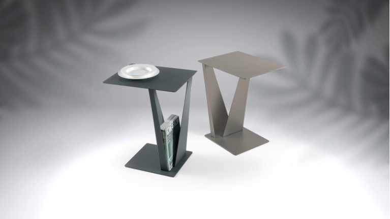 Bout de canapé VOGUE - Ce meuble multifonction vous servira de porte-revues, bout de canapé ou encore table basse
