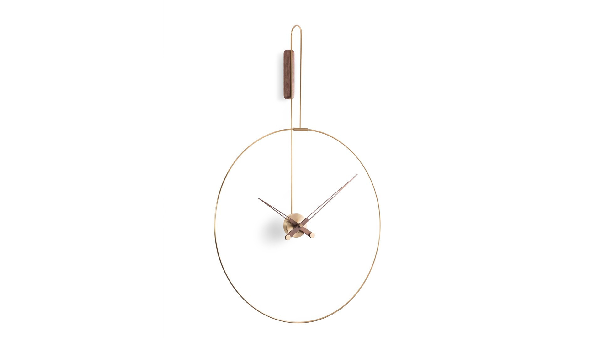 DAR wall clock - Modern wall clock reminiscent of old-fashioned pendulum clocks.
