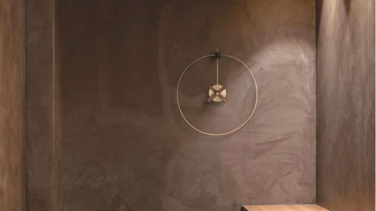 ANDA wall clock | Wood and brass, 2 finishes.