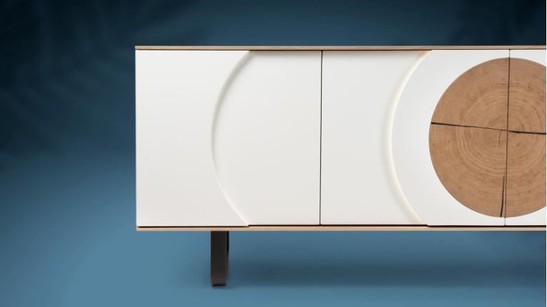 AUSTRAL I TV unit with customizable front and backlighting