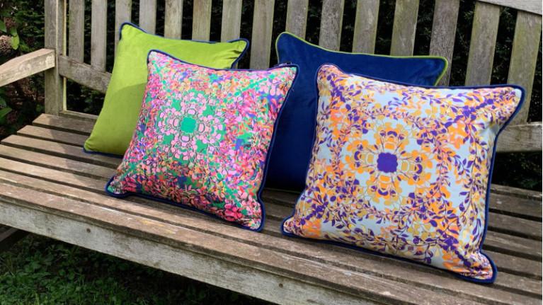 PRINTEMPS velvet cushion I Designed by Amélie Choquet. 4 colors