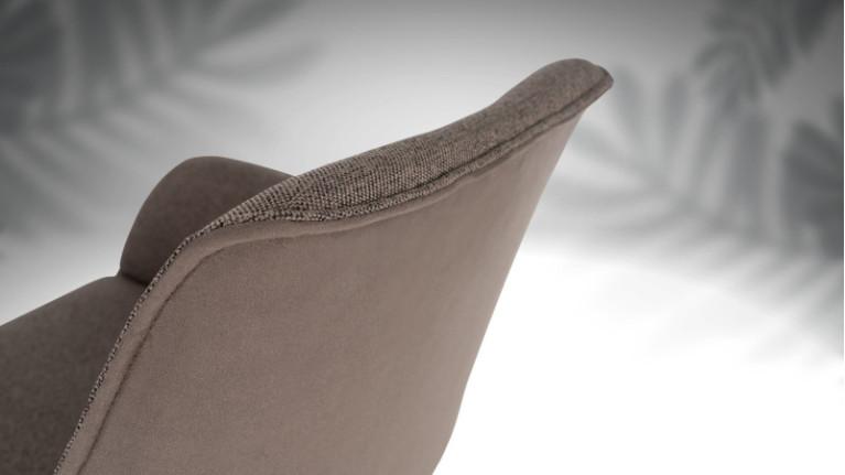 Fauteuil 9015 I A customizable seat with ergonomic design