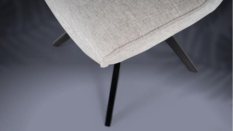 Chair 9076 I Personalized comfort and guaranteed elegance