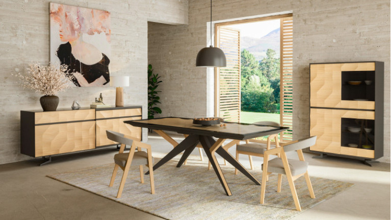 MONTECARLO | Sophisticated high-end dining table