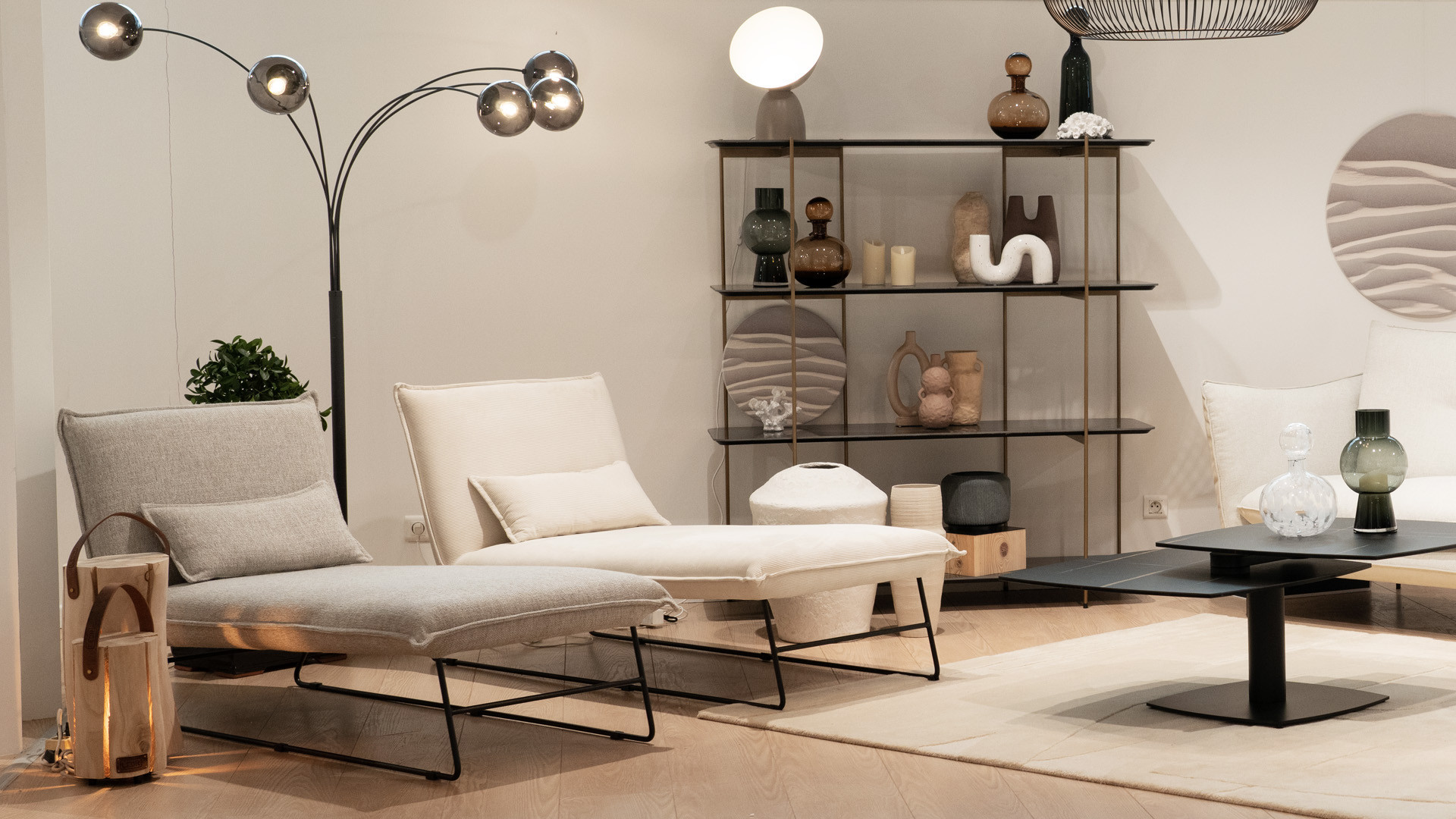 PETRA Bookcase | En toute légèreté