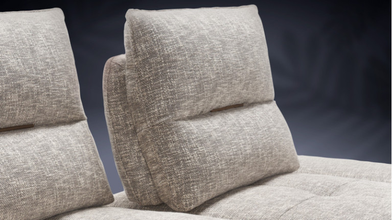 VALENTINO Sofa | The refinement of Italian design