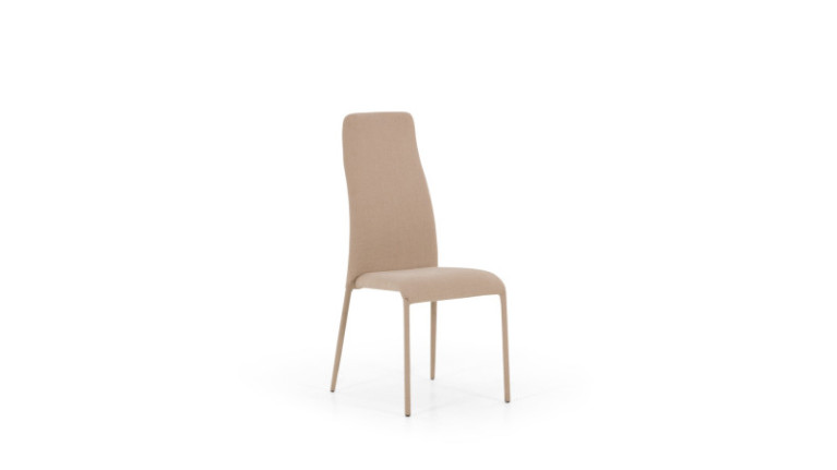 Chaise SVEVA - Un haut dossier et 4 finitions originales. Grand choix de coloris pour se fondre dans votre décoration.