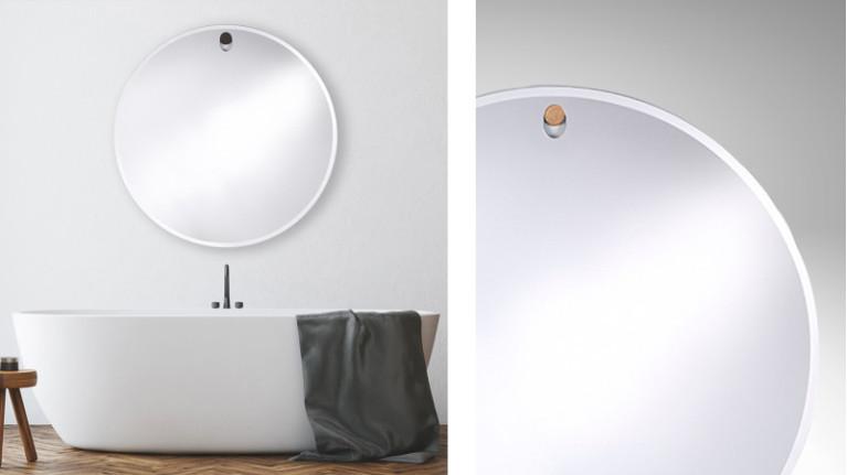 GLOBO I mirror Bevelled edges and oak hooks