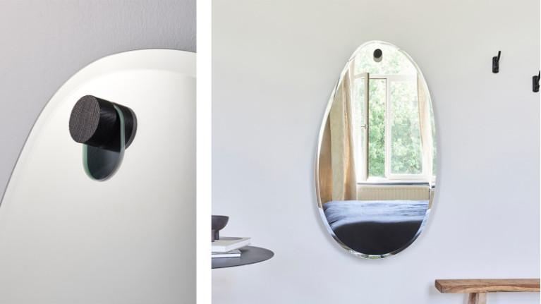 Mirror LAGO I Organic shape and oak hook