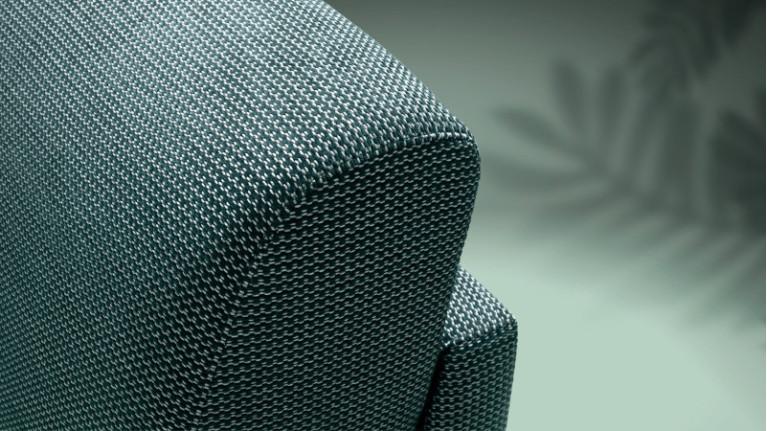 NAPPY sofa | Table inserted in armrest