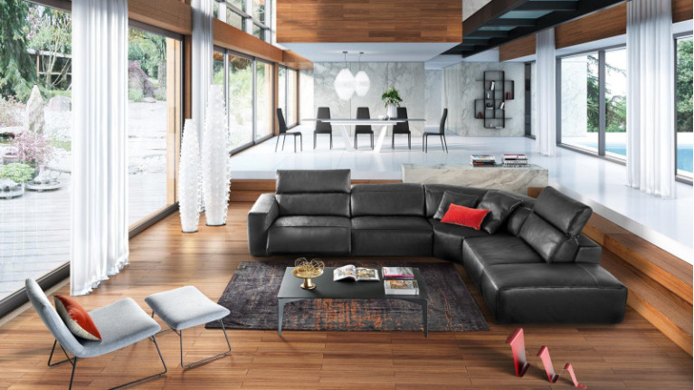 BEVERLY armchair | The ultimate in comfort