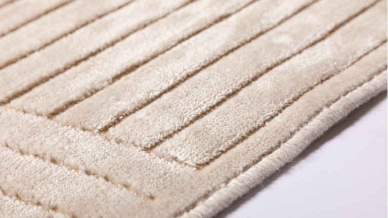 VOLUTES carpet | Play of light and shadow