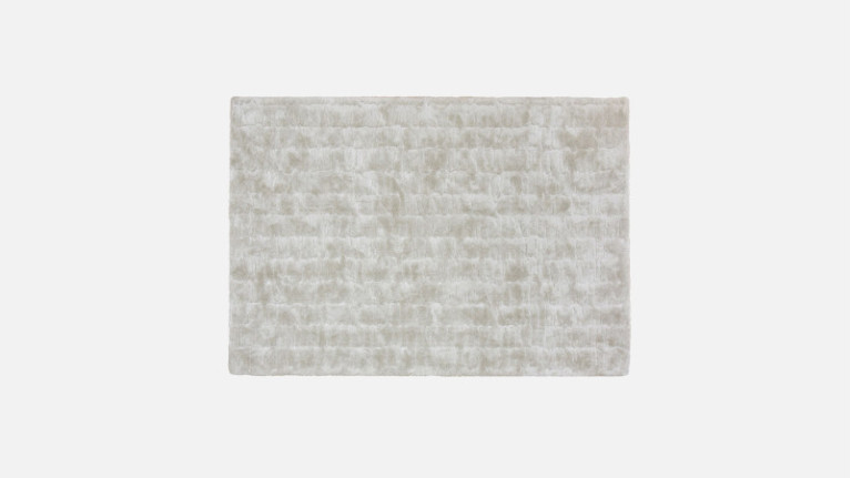 MIURA rug | Discreet elegance