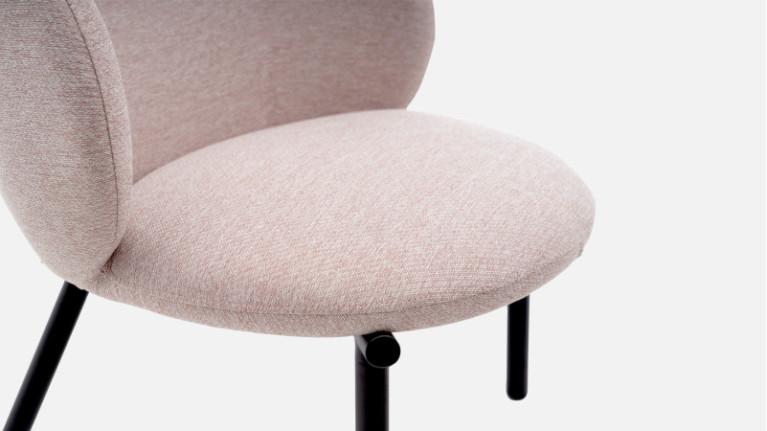 KYOTO armchair | In praise of simplicity