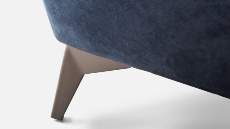 ASTANA upright sofa | Exceptional support