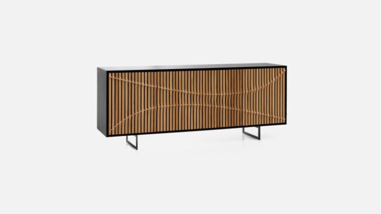 VOGUE 4-door sideboard | A heat wave