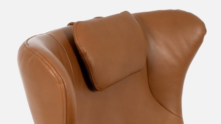 DEXTER leather swivel armchair | Comfort and elegance