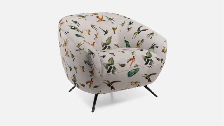 CASSANDRA headrestless armchair | Design and contemporary