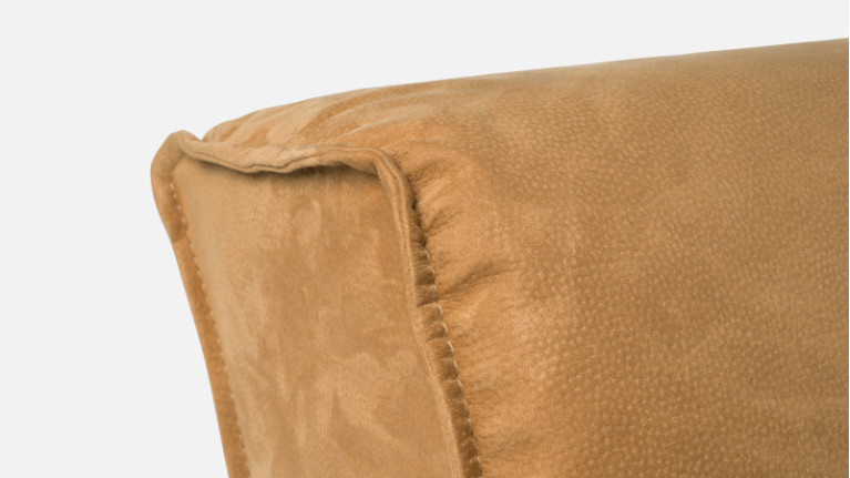 VOLA fabric corner sofa | Generous dimensions