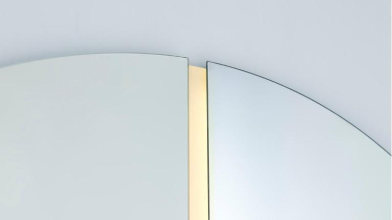 LUNA I Mirror Impressive diameter, luminous center or black glass