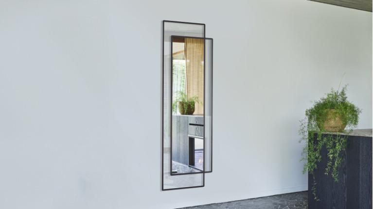 BORDO mirror | The illusion of relief
