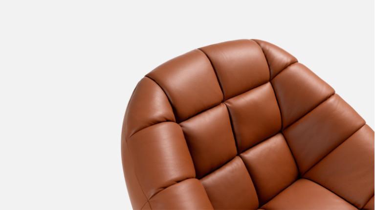 DIAMANT leather armchair | For a refined interior