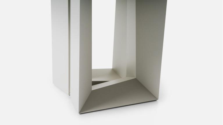 ORIGAMI square extendable dining table | Minimalist design