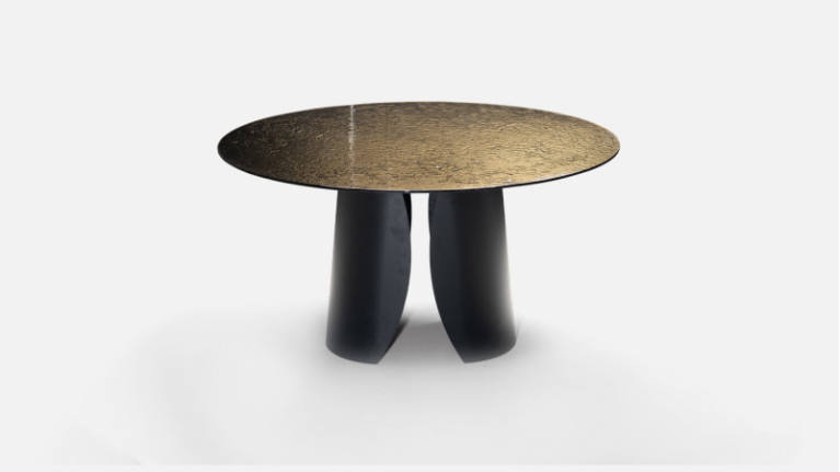 OTTO round dining table with gold top