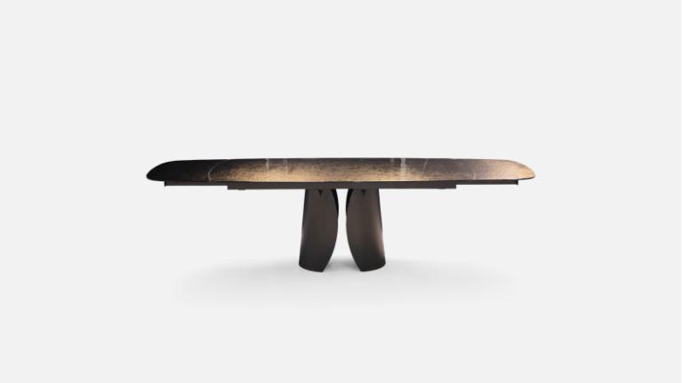 OTTO extendable dining table | Molten glass