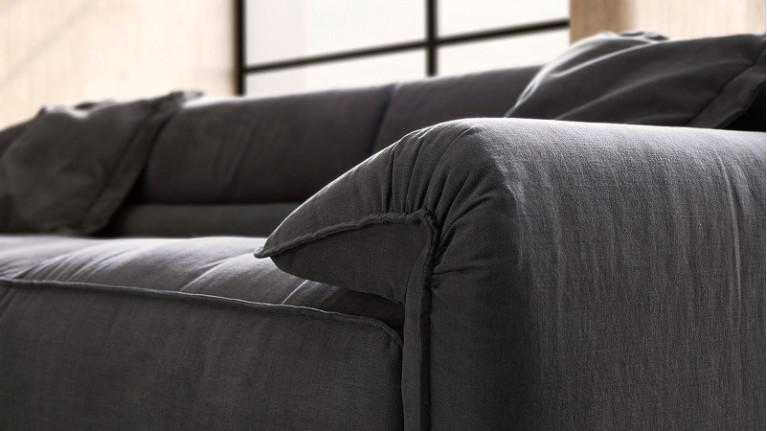 VOLA fabric corner sofa | Generous dimensions