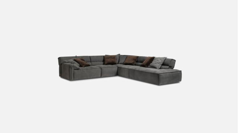 VOLA modular corner sofa in beige leather | Generous dimensions