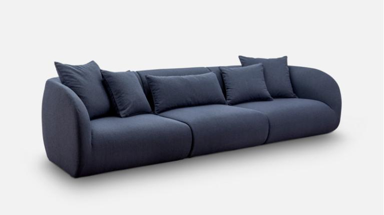 RIVA maxi sofa | Wrap-around curves and generous comfort