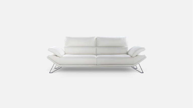 FLY sofa | A white leather living room
