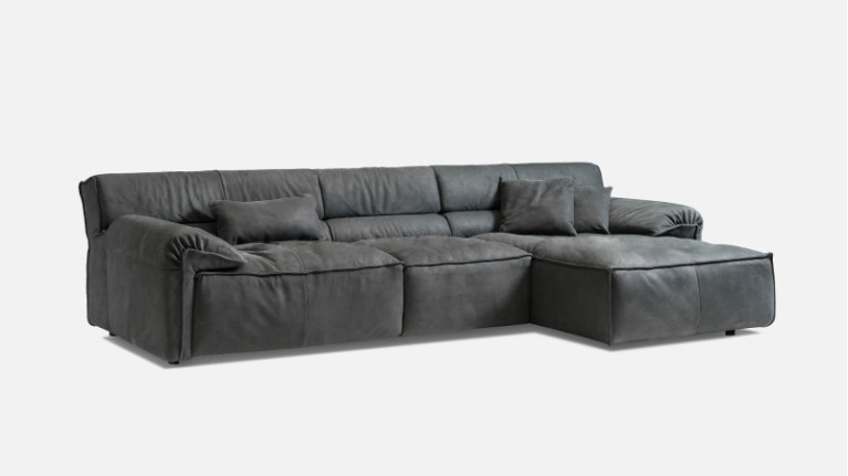 VOLA fabric corner sofa | Generous dimensions