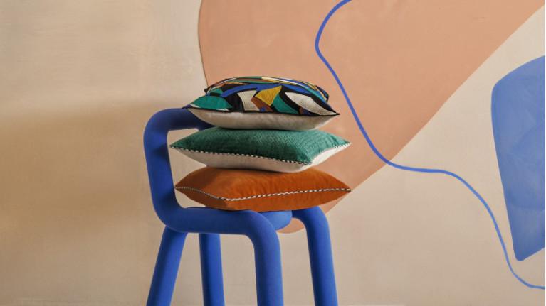 DEFILE cushion | Sumptuous embroidery